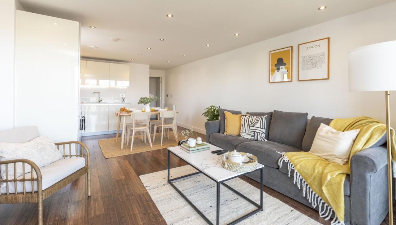Modern Luxe Apt Just 10 Mins From Tower Bridge! Easy Access To Tube And Bus London Eksteriør bilde